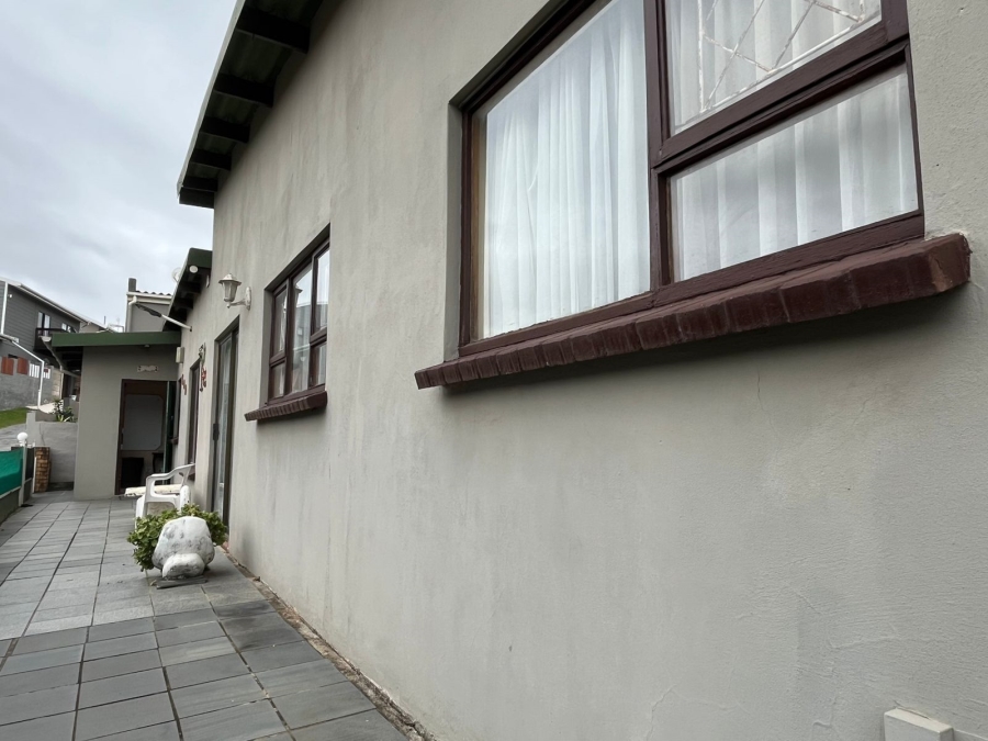 3 Bedroom Property for Sale in Aberdeen Eastern Cape